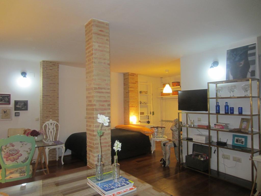 Apartament Living Valencia Studio Serranos Pokój zdjęcie